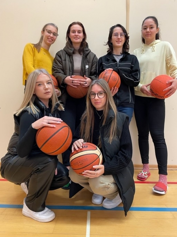 Okresní kolo v basketbalu SŠ dívky